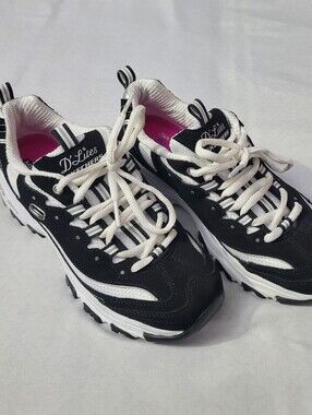 Skechers D'Lites Women's Black and White Sneakers with Pink Lining